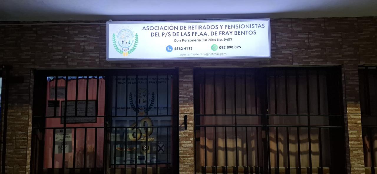 Cartel luminoso LED rectangular iluminado de noche