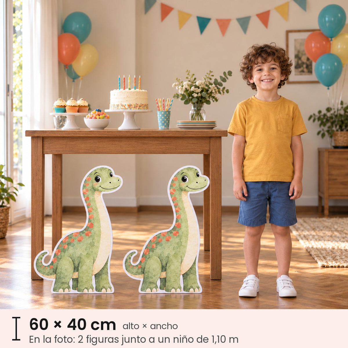 Dos figuras rígidas de 60 × 40 cm paradas en el piso, junto a un niño de 1,10 m