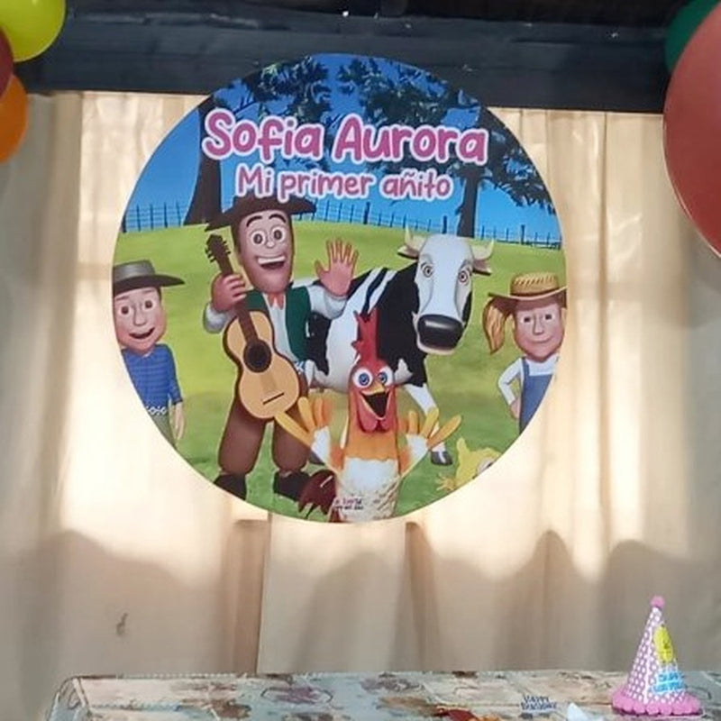 Fondo circular de Toy Story para Sofía Aurora con el texto Mi primer añito.