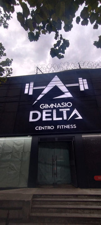 Trabajo Diciembre Cartel Comercial 4